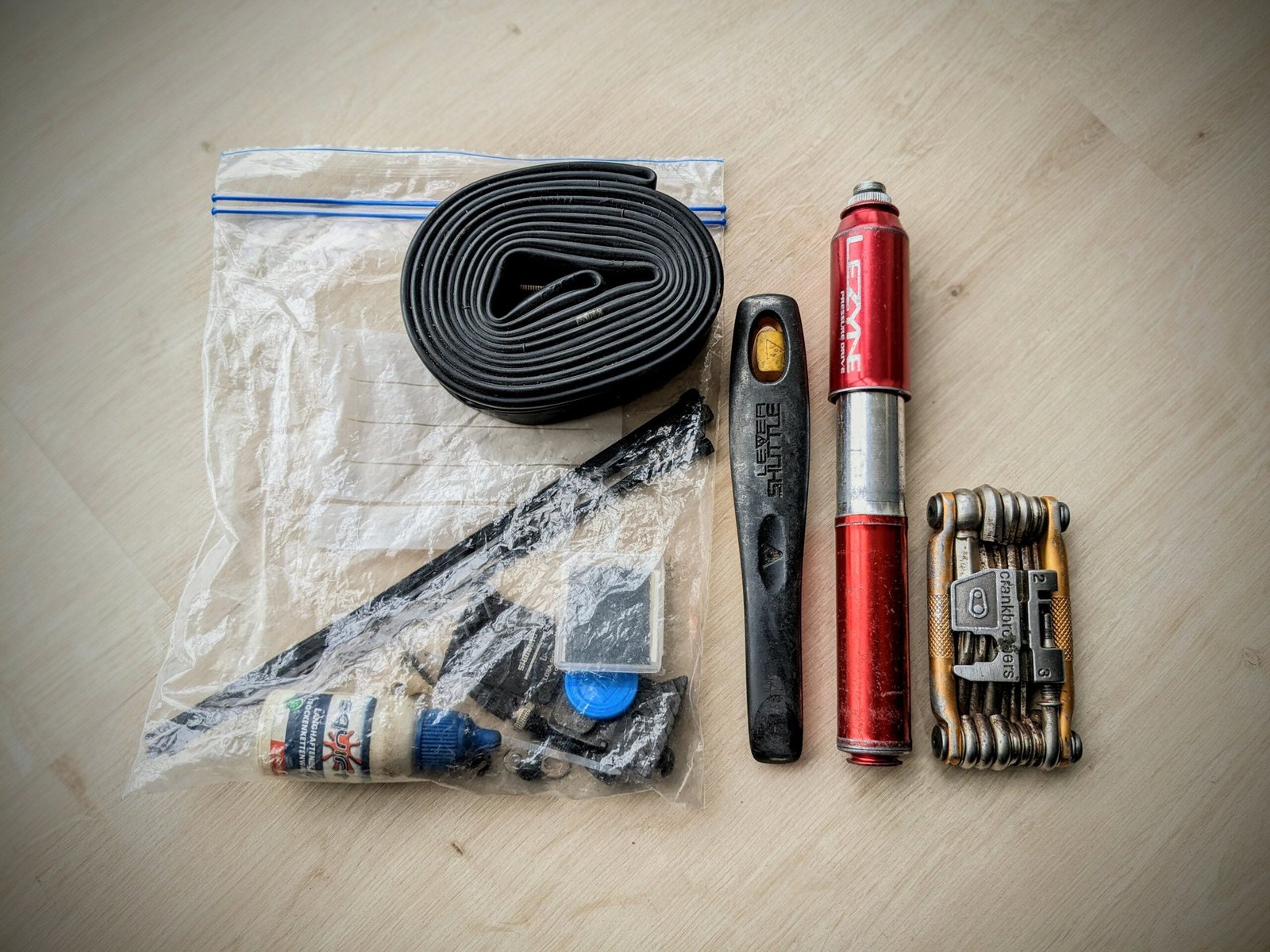 Outils reparer velo bikepacking 