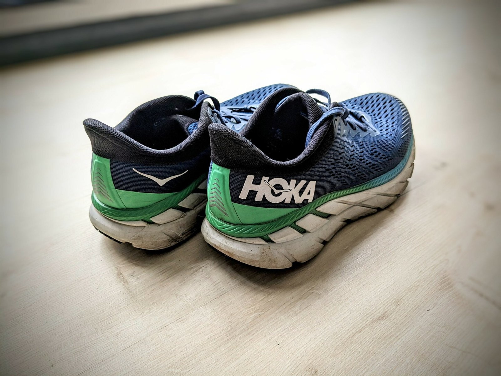 chaussures de running Hoka Clifton 6