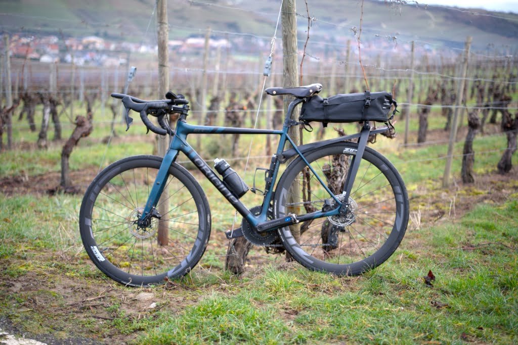 fixer un porte-bagage arrière tailfin aeropack