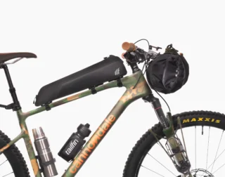 2.2L PRODUCT THREE QUARTER 07 v2 07