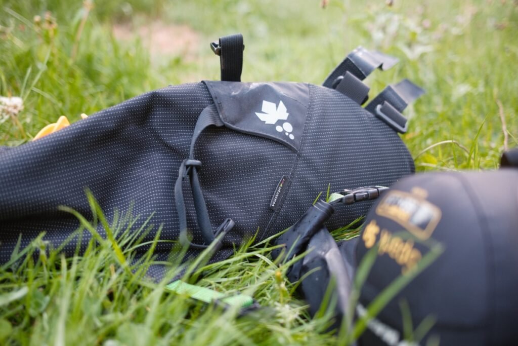 miss grape cluster 3 demonte du velo de bikepacking